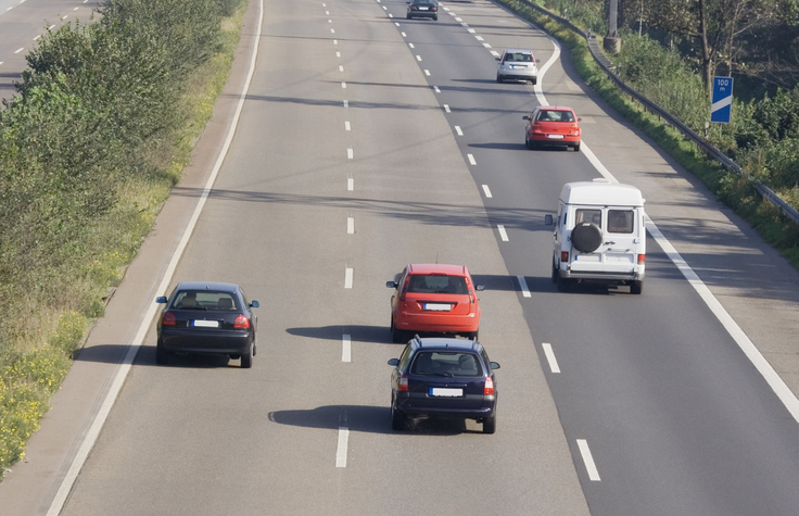 tailgating on a three-lane autobahn